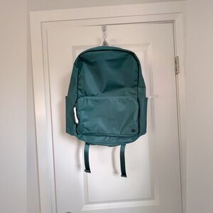 NWT Lululemon Everywhere Backpack